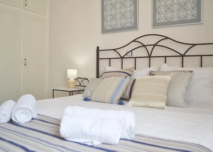 Ariadne & Theseus Apartamento Naxos City